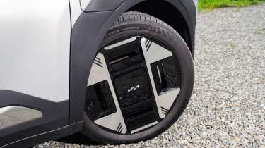 Kia EV3 alloy wheels