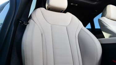 BMW i4 eDrive35 front seats