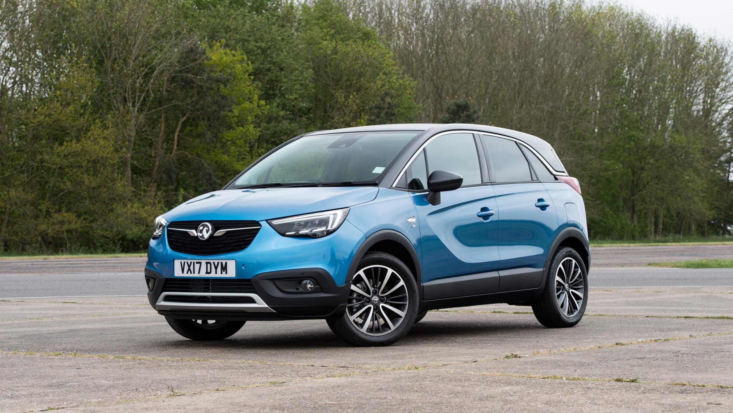 Vauxhall Crossland X SUV 2017 review images Carbuyer