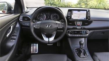 Hyundai I30 Hatchback Interior Comfort Review Carbuyer