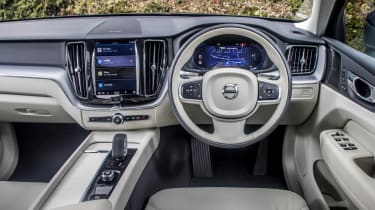 Volvo XC60 - interior