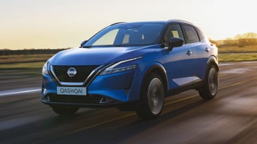 New Nissan Qashqai driving