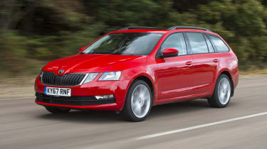 2017 Skoda Octavia Estate - front 3/4 dynamic 