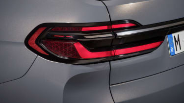 BMW X7 facelift tail-light