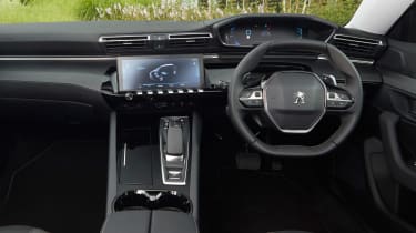Peugeot 508 hatchback interior