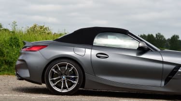 BMW Z4 roadster facelift roof up