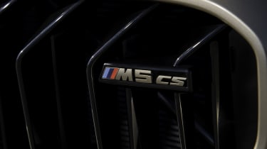 2021 BMW M5 CS - front badges