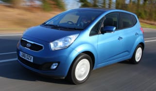 Kia Venga 2012 front quarter on road