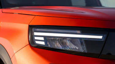 Vauxhall Frontera headlight