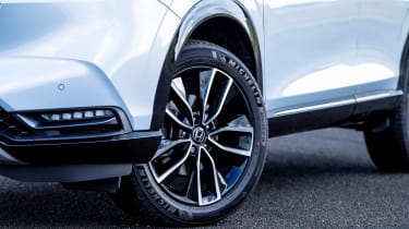 2021 Honda HR-V - front alloy wheel