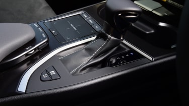 Lexus UX interior gearbox