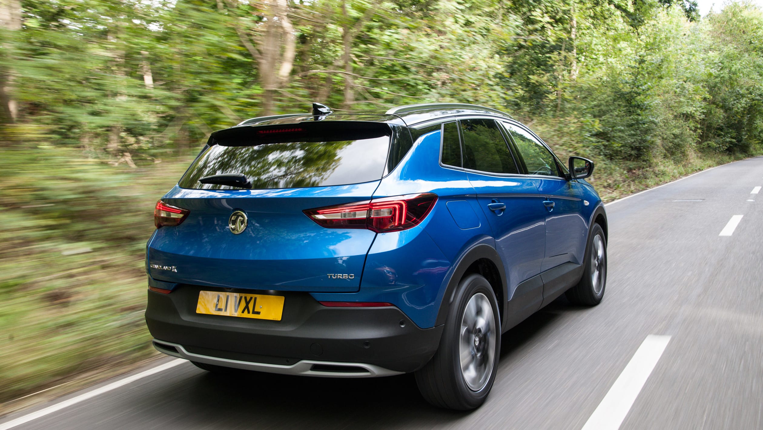 Vauxhall Grandland X review gallery Carbuyer