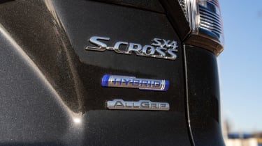 2021 Suzuki S-Cross badges