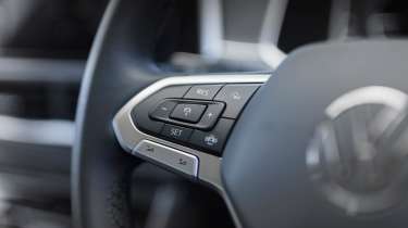 Volkswagen T-Roc steering wheel buttons