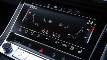 Audi SQ8 - touchscreen ventilation controls
