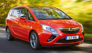 Vauxhall Zafira Tourer BiTurbo 2013 front quarter