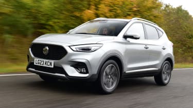 MG ZS SUV review front 3/4 tracking