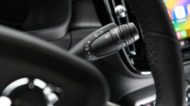 Volvo C40 Recharge 2023 steering wheel
