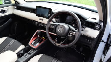 Honda HR-V interior shoulder