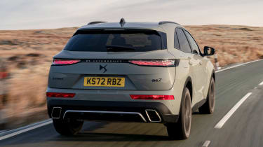 DS 7 SUV UK rear 3/4 tracking