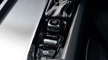 Volvo S60 saloon centre console