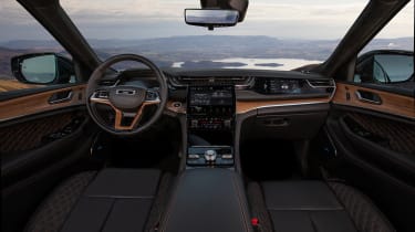2022 Jeep Grand Cherokee - interior