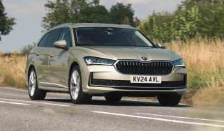 Skoda Superb Estate front quarter driving