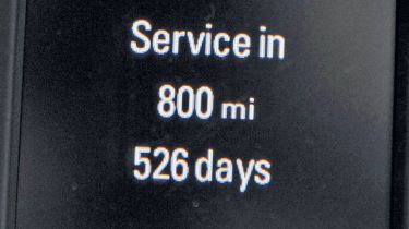 Car service dashboard warning