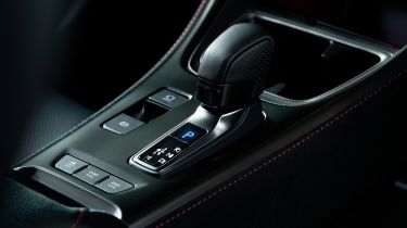 Lexus LBX CVT