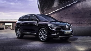 Another sign of the Renault and Nissan Alliance, the Renault Koleos is a large SUV sharing parts with he Nissan X-Trail
