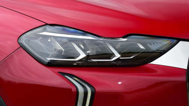 DS 3 E-Tense headlight closeup