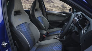 Volkswagen Tiguan R seats