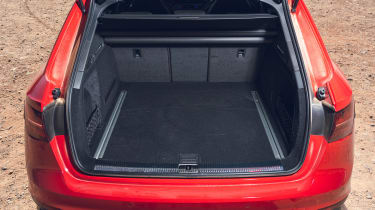 Audi RS4 Avant estate boot