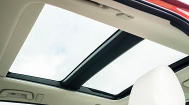 Mazda CX-60 panoramic roof