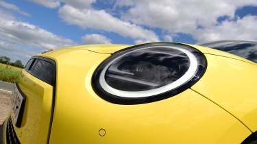 MINI Cooper UK headlights