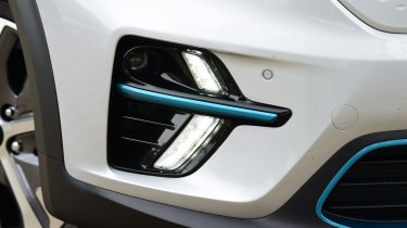Kia e-Niro - front LED daytime running lights