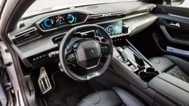 Peugeot 508 HYbrid interior