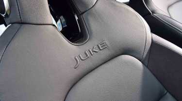 Nissan Juke UK drive front seats