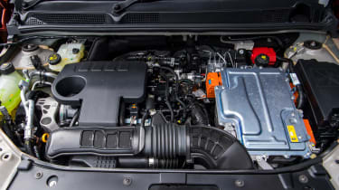 Dacia Jogger Hybrid engine bay