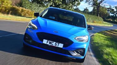 Ford Focus ST Edition driving - front end