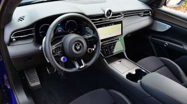 Maserati Grecale Folgore interior