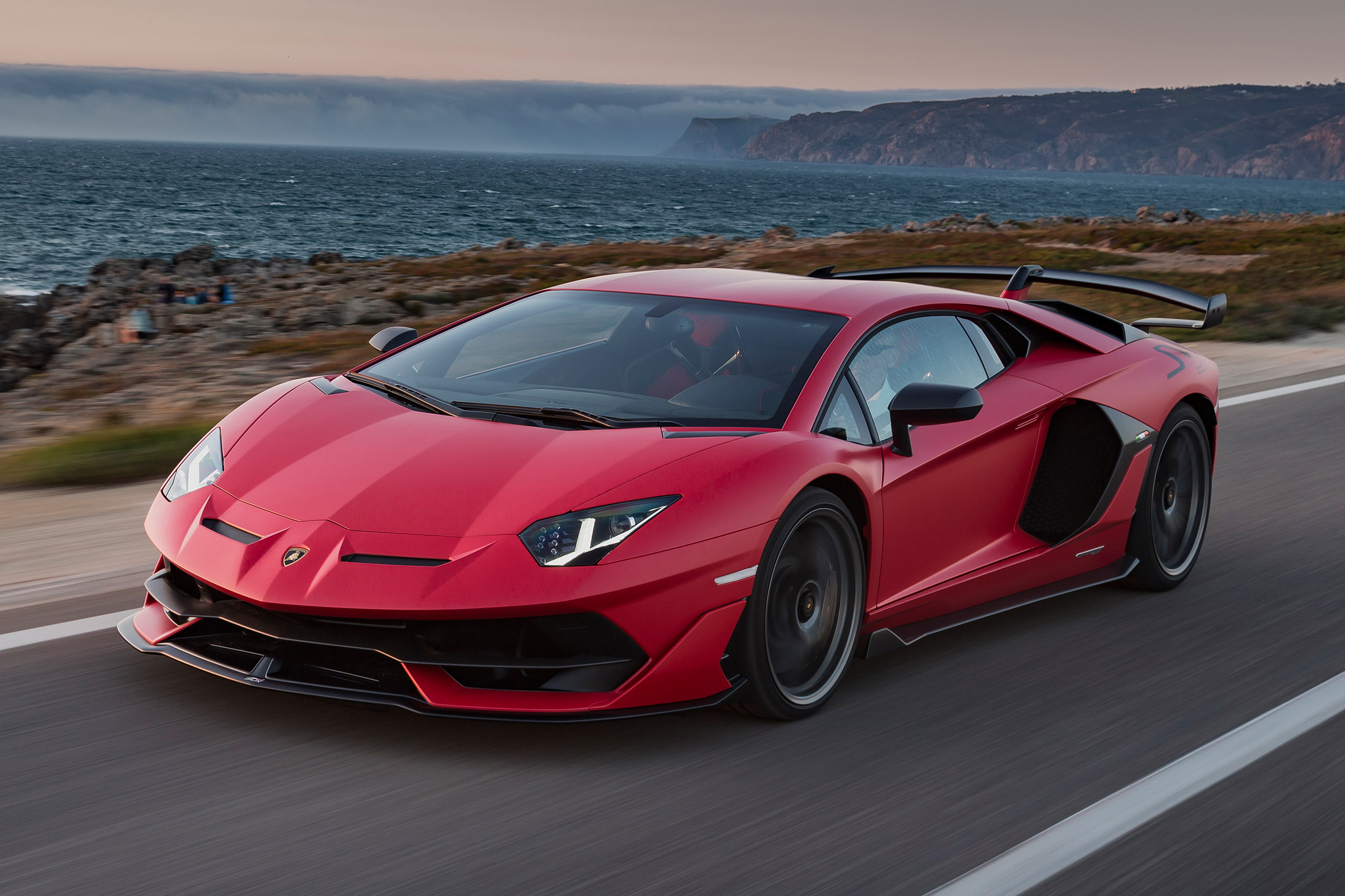 Lamborghini Aventador Coupe Pictures Carbuyer