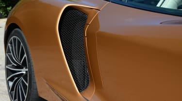 McLaren GT side air vent