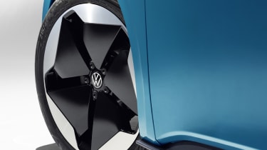 2019 Volkswagen ID.3 - alloy wheels close up 