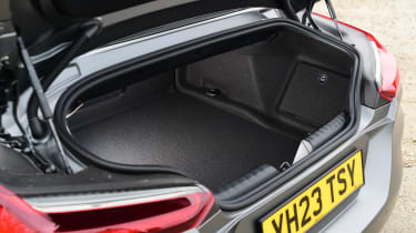 BMW Z4 roadster facelift boot