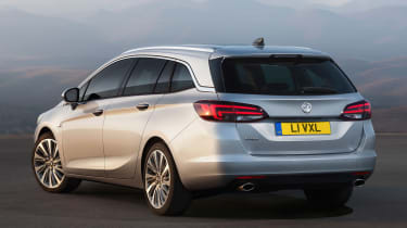 New Vauxhall Astra Sports Tourer Estate Prices And Specs Carbuyer