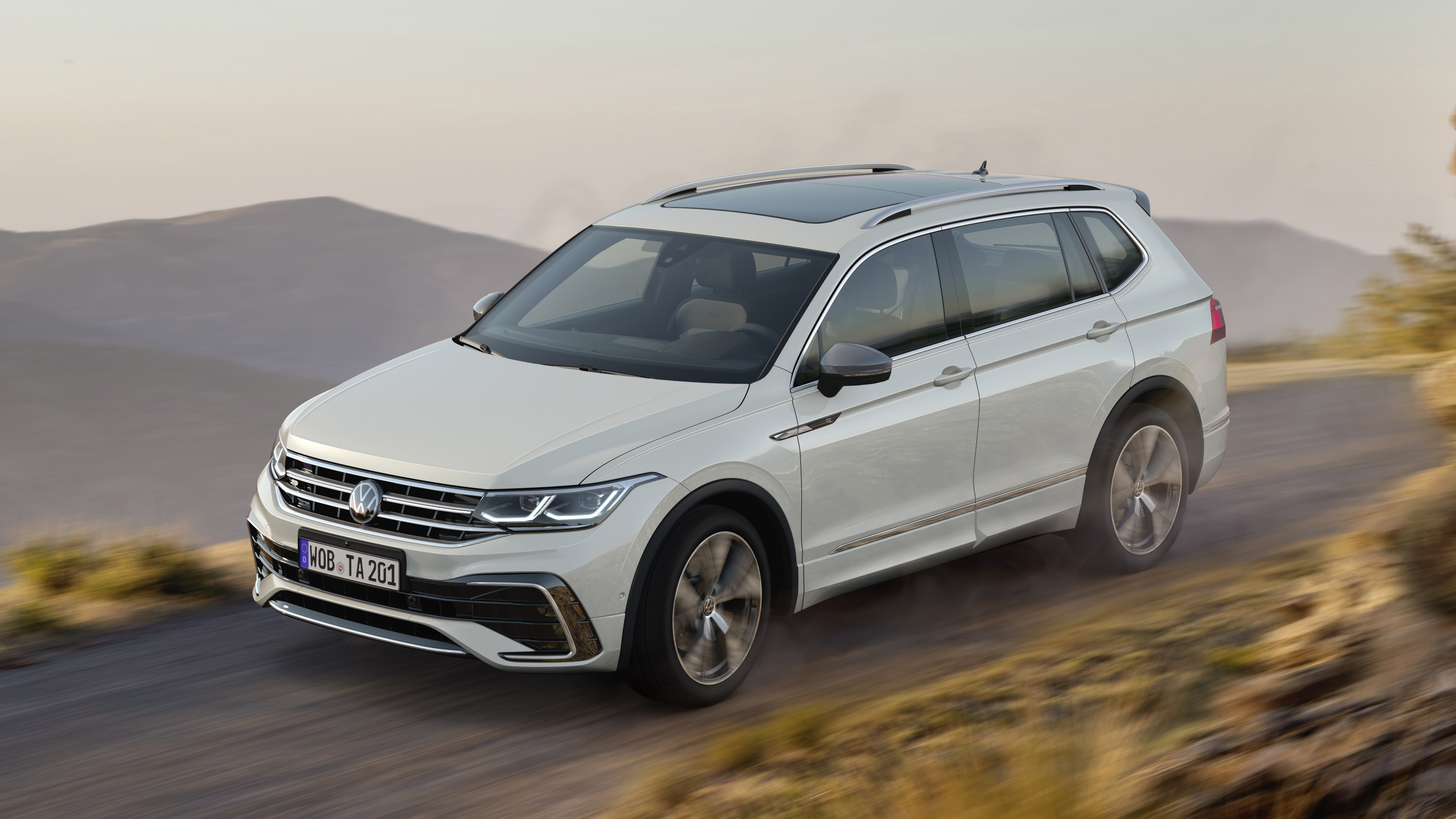 Revealed: 2021 Volkswagen Tiguan Allspace facelift - pictures | Carbuyer