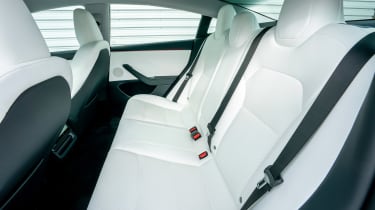 Tesla Model 3 facelift back seats