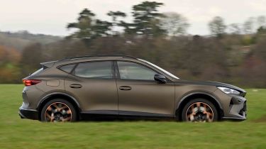 Cupra Formentor facelift UK panning