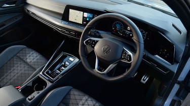 Volkswagen Golf Black Edition interior